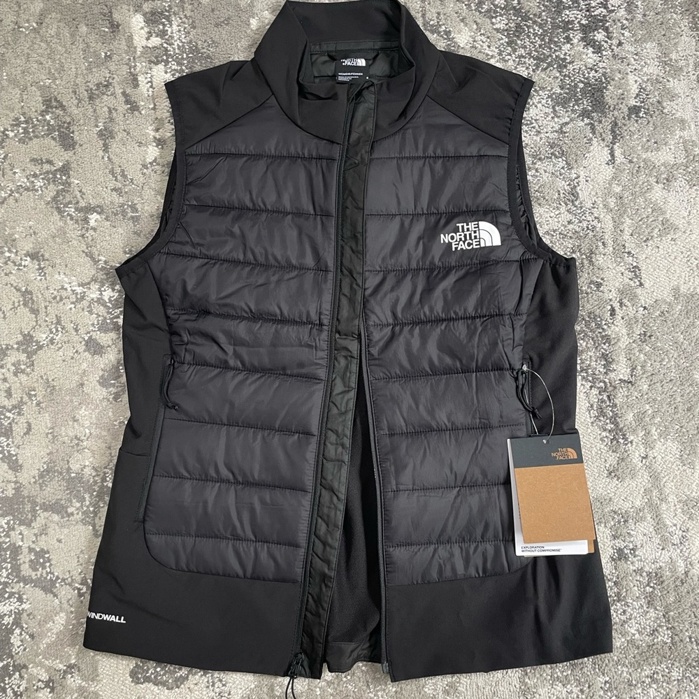 Womens North Face Vest NWT